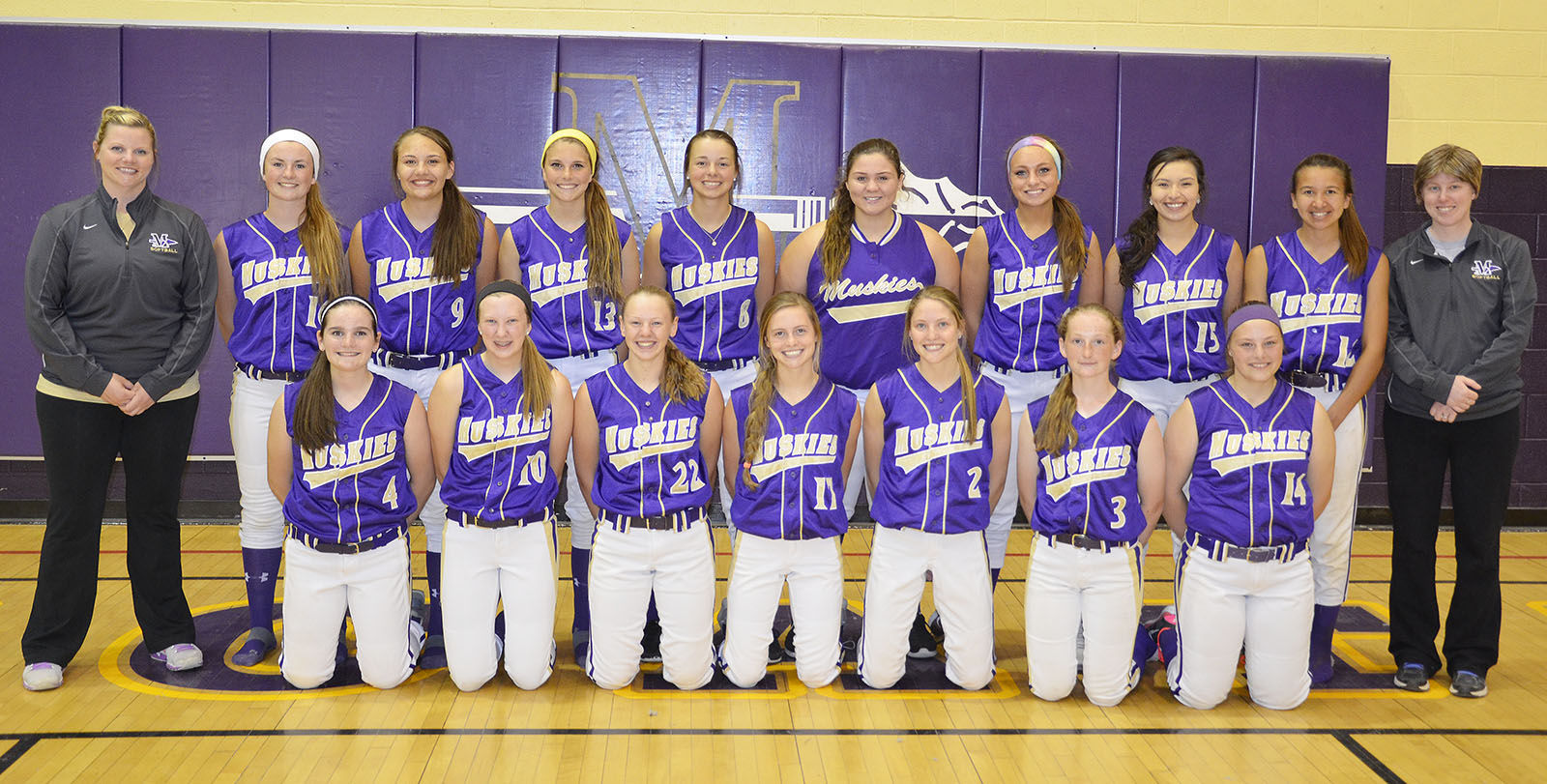 Muscatine sophomore softball